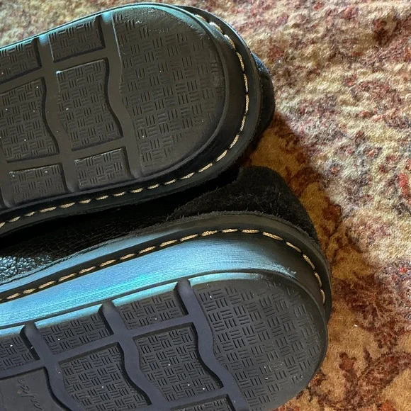 Black Leather Mary Jane Shoes - Picture 6 of 9